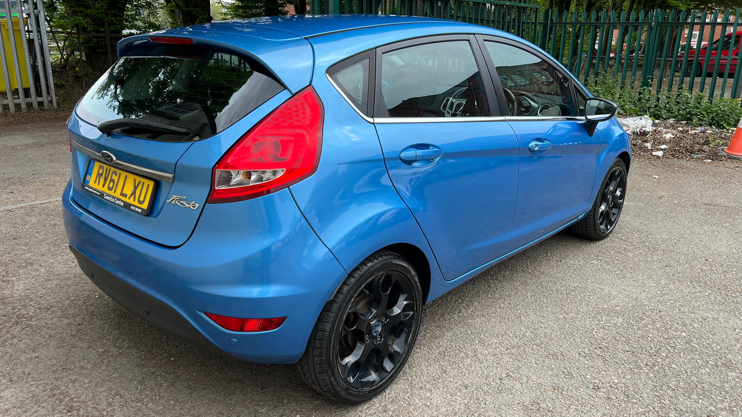 Ford Fiesta 1.4 2011 Automatic 5dr