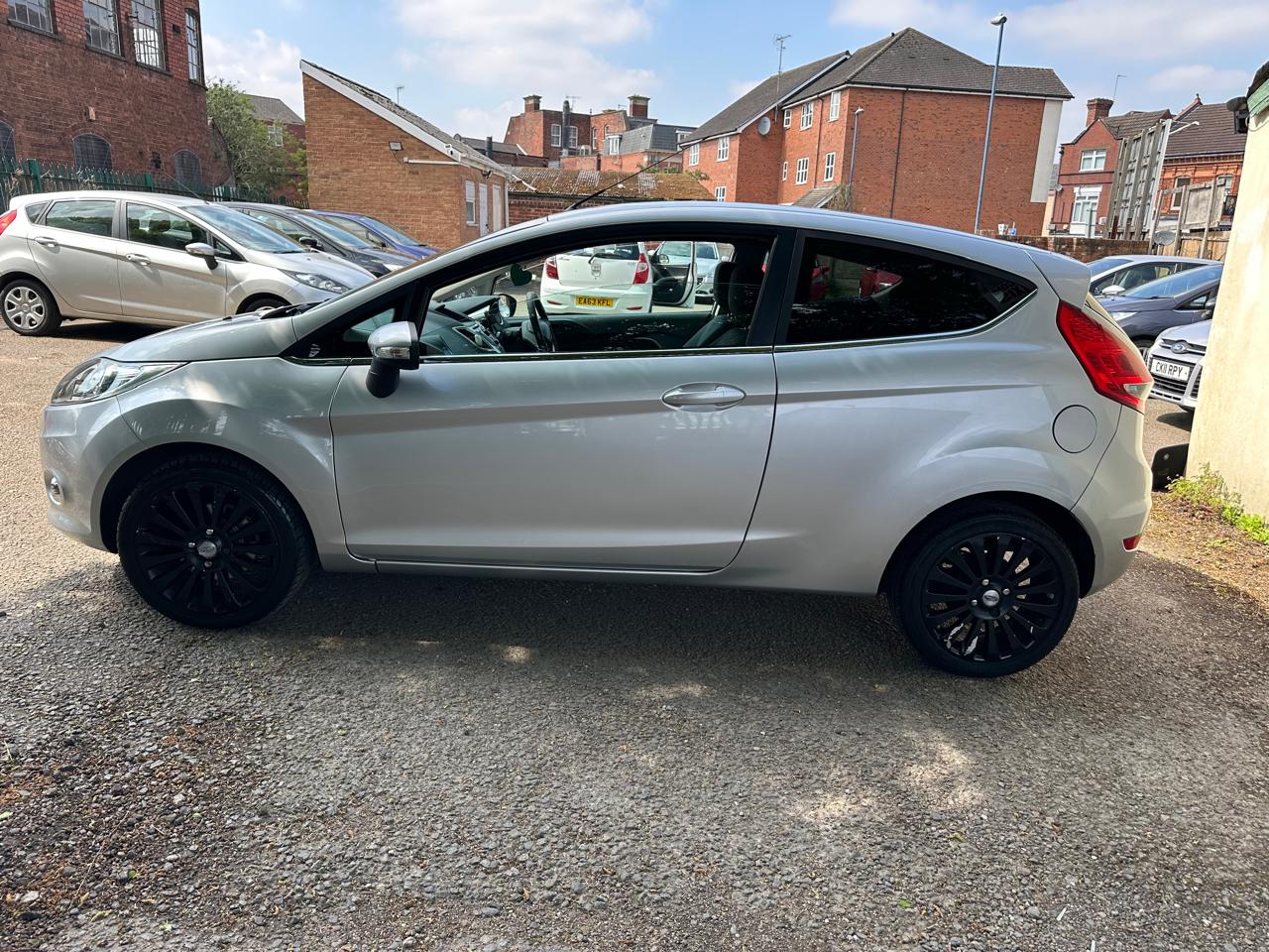 Ford Fiesta 1.4 Automatic 2009