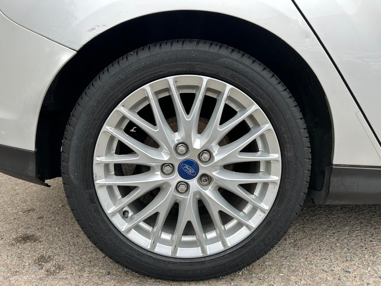 Ford Focus 1.6L Zetec 2011