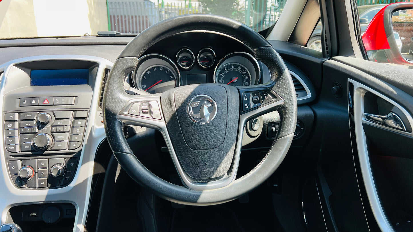 Vauxhall Astra GTC 1.4L 2013 3dr