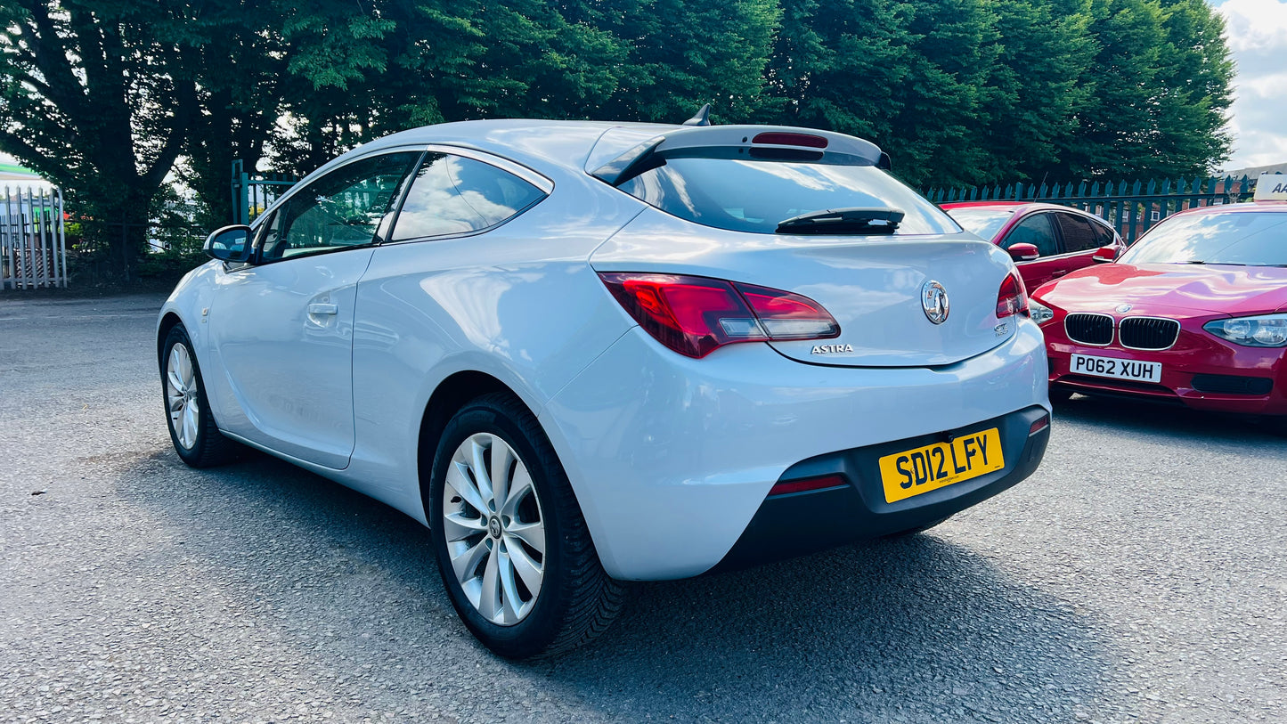 Vauxhall Astra GTC 1.4T SRi 3dr