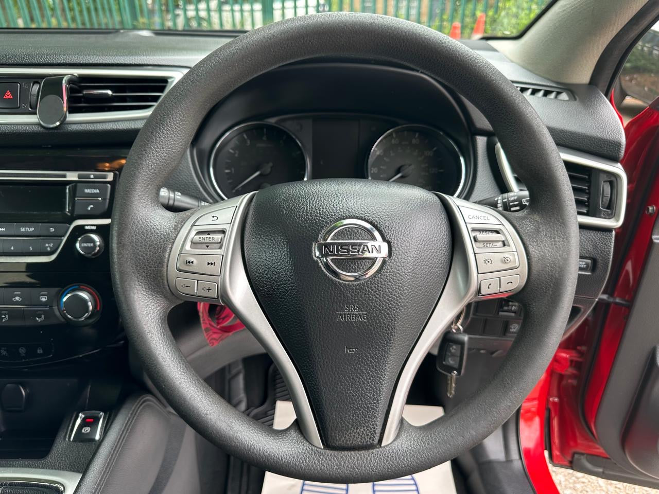 Nissan Qashqai 1.2 DIG-T Visia 2WD 2014