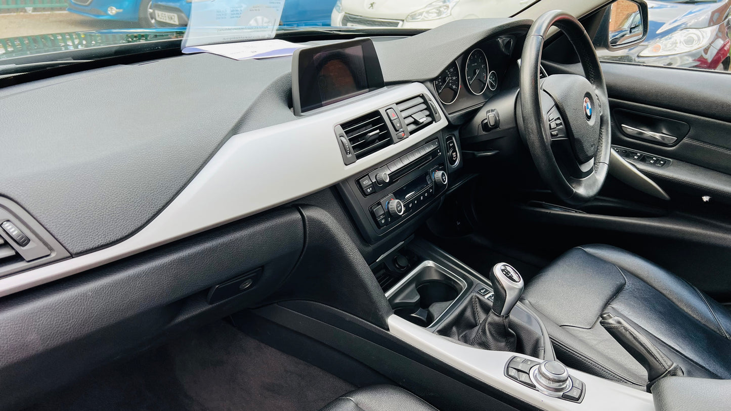 BMW 3 Series 2.0 320i SE Petrol