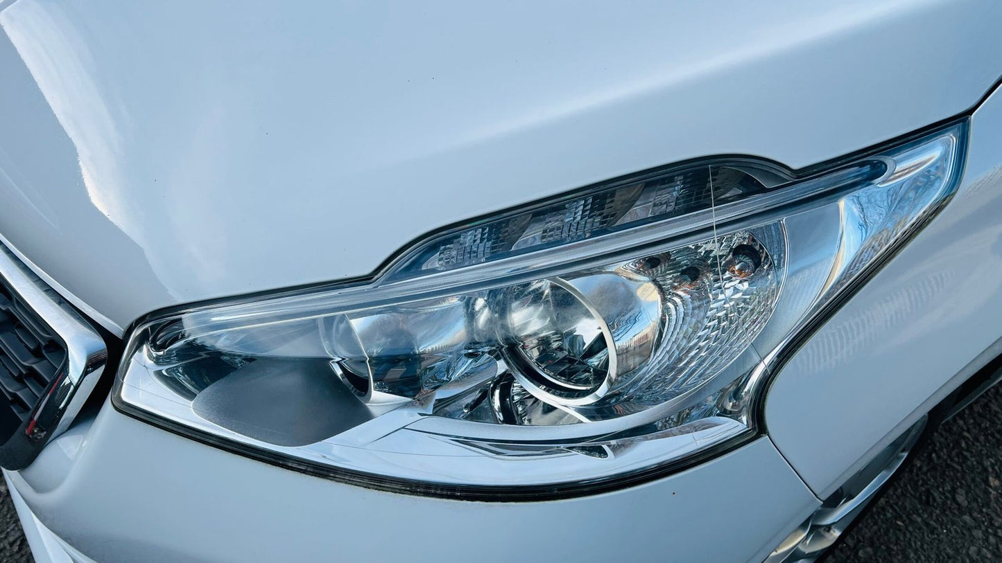 Peugeot 208 1.2 Style 2014 5dr image 48