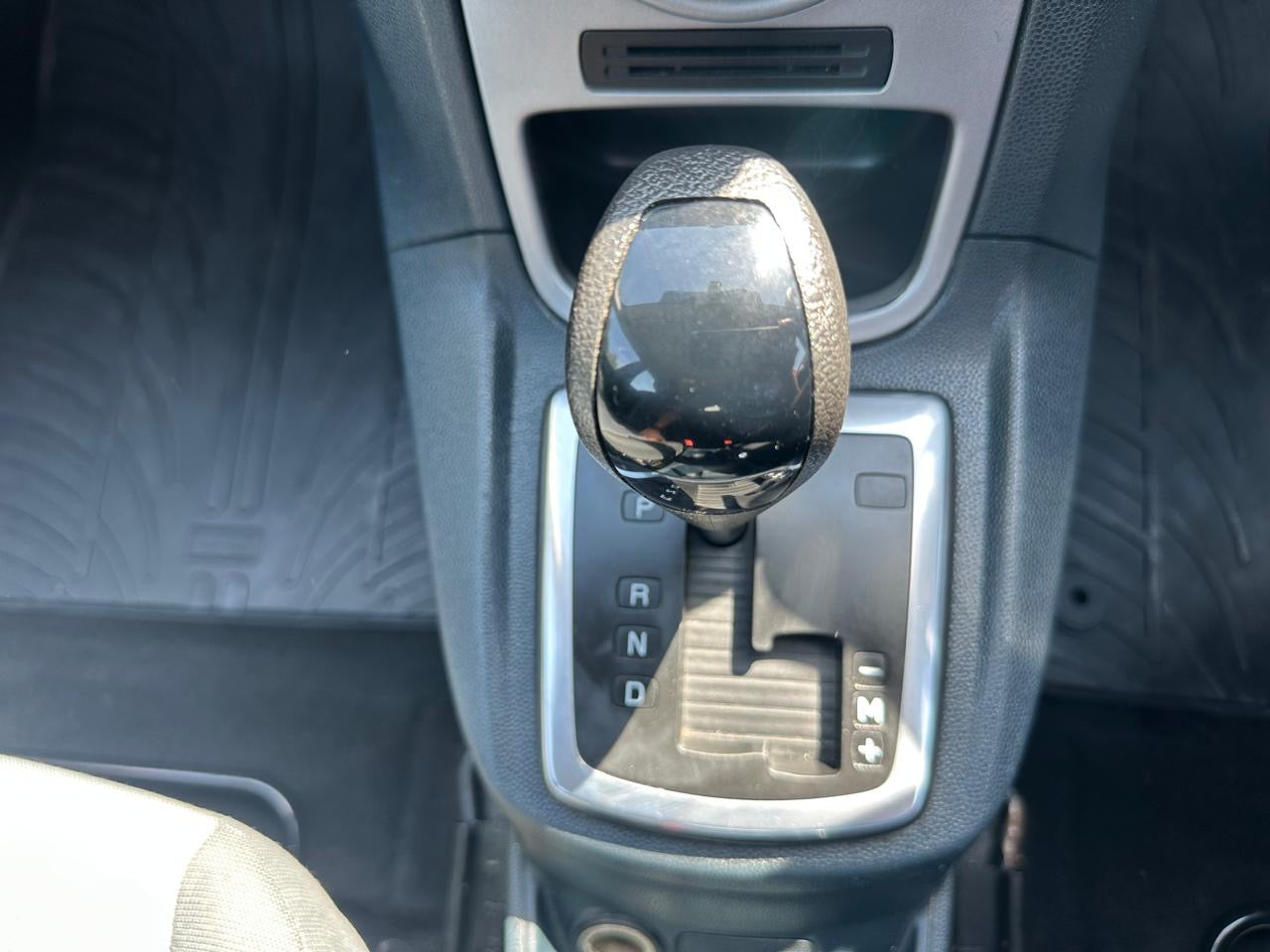 Ford Fiesta 1.4L Automatic 2009 5dr