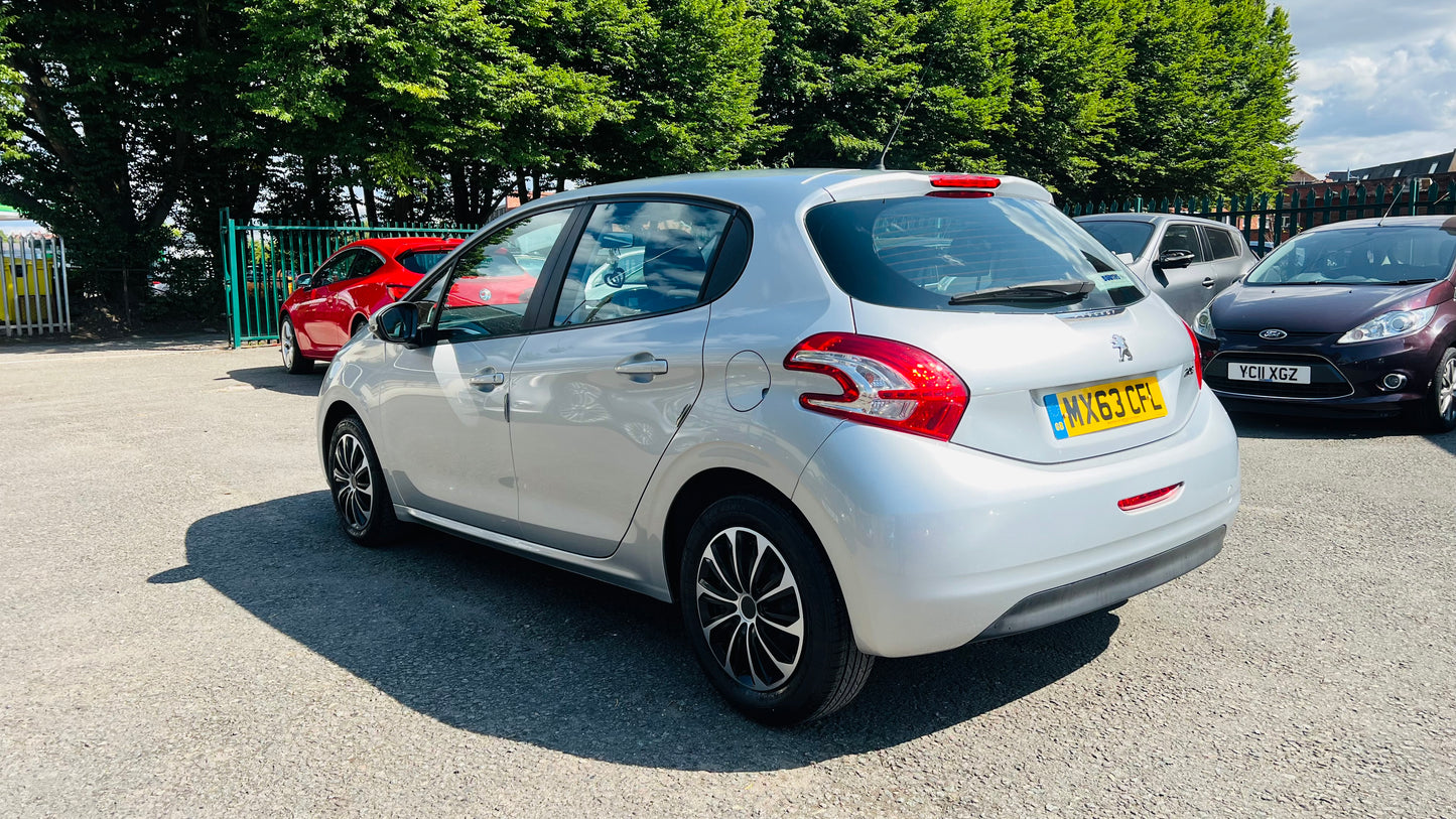 Peugeot 208 1.0 VTi Access+ Euro 5 5dr
