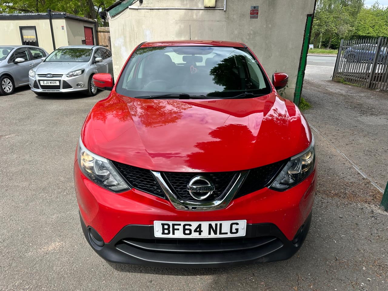 Nissan Qashqai 1.2 DIG-T Visia 2WD 2014