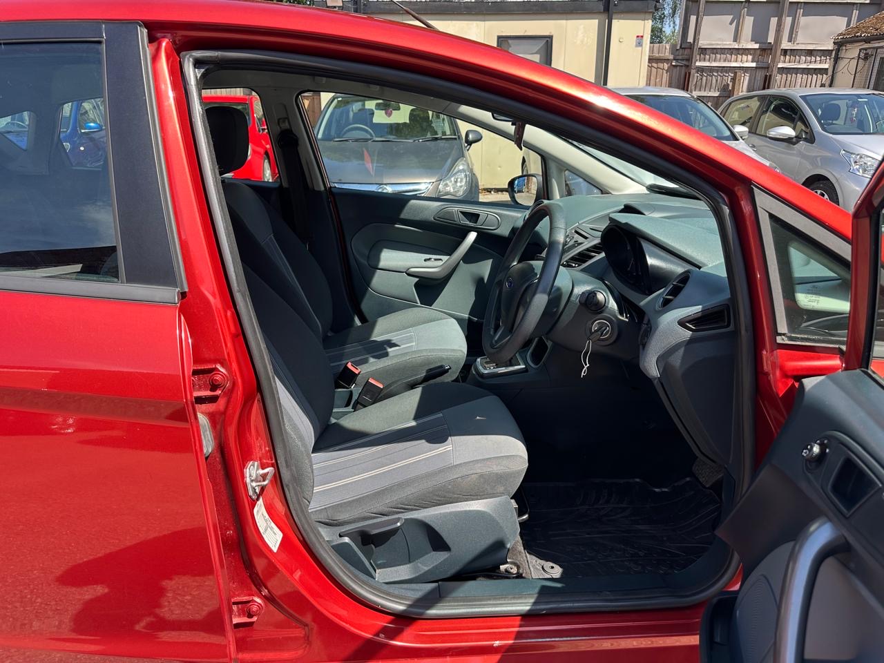 Ford Fiesta 1.4L Automatic 2009 5dr