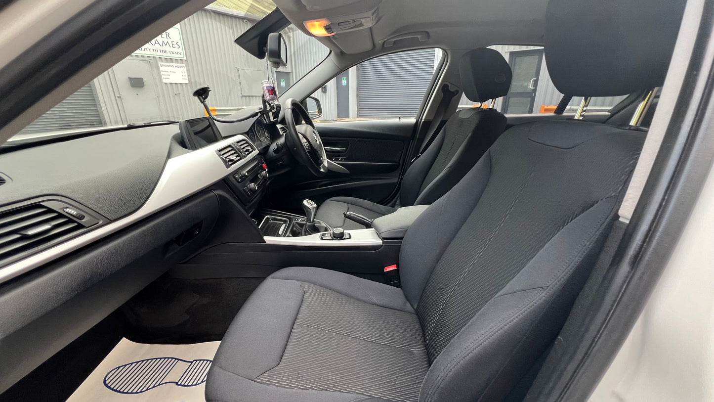 BMW 3 Series 2.0L 320i SE Saloon 2012