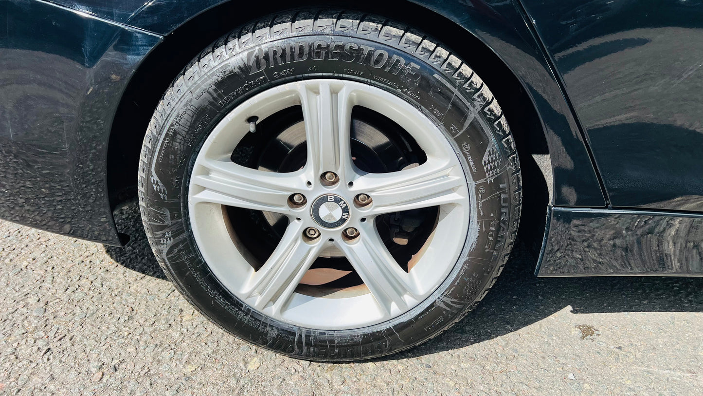 BMW 3 Series 2.0 320i SE Petrol