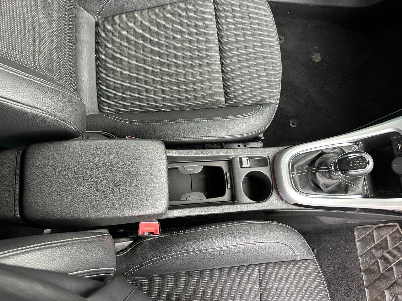 Vauxhall Astra GTC 1.6L Turbo SRI Petrol image 26
