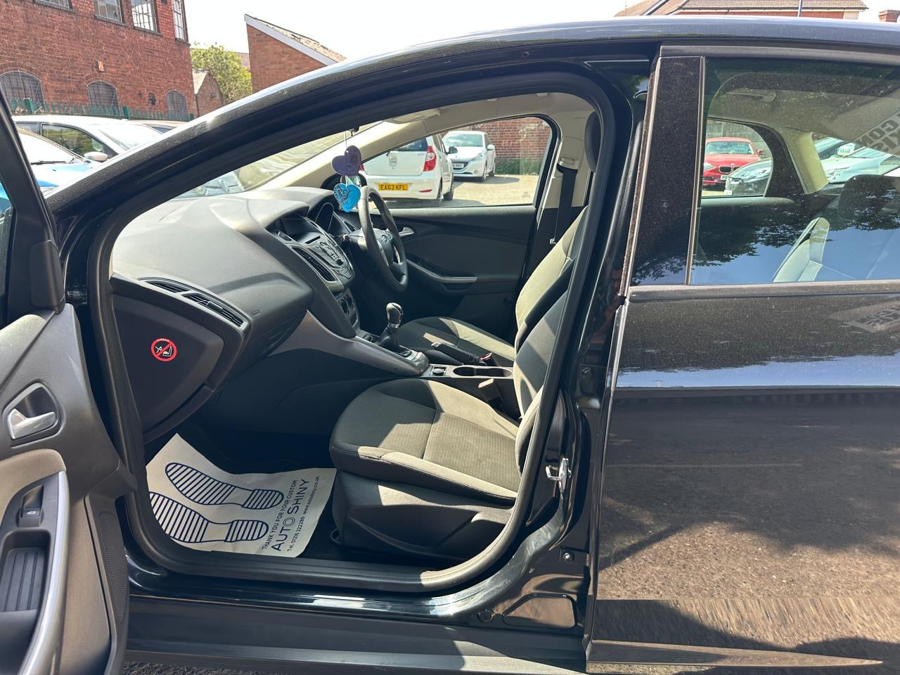 Ford Focus 1.6 Edge 2011 5dr