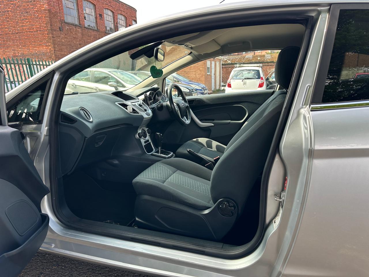 Ford Fiesta 1.4 Automatic 2009