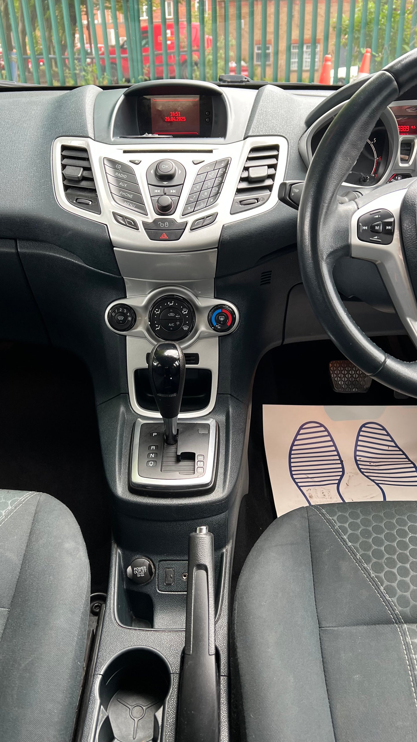 Ford Fiesta 1.4 2011 Automatic 5dr