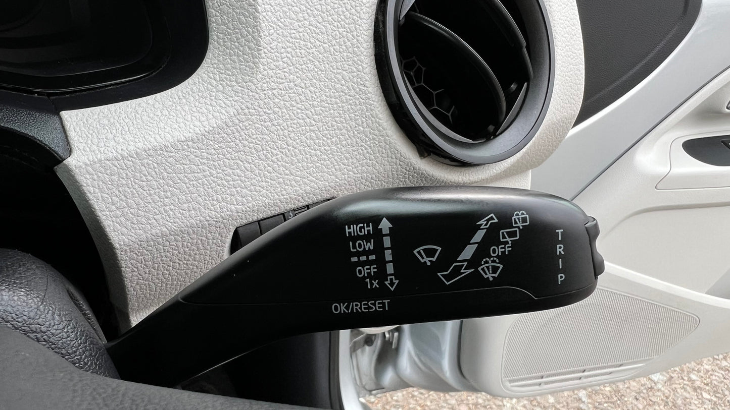 Volkswagen UP! 1.0 Move up! ASG Euro 5 5dr