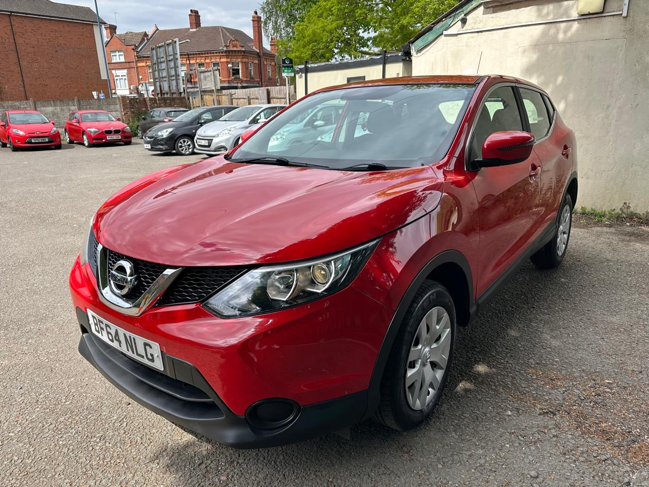 Nissan Qashqai 1.2 DIG-T Visia 2WD 2014