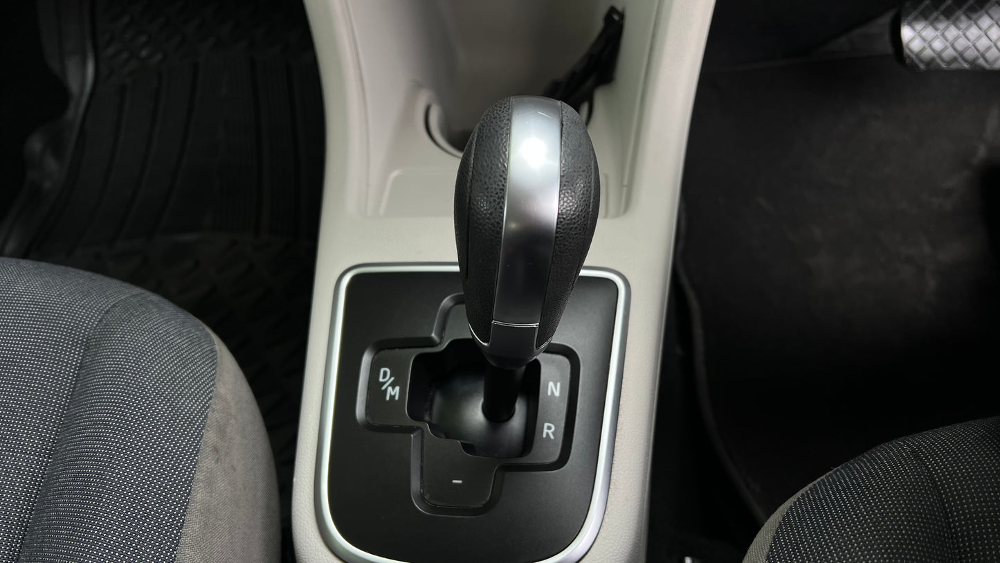 Volkswagen UP! 1.0 Move up! ASG Euro 5 5dr