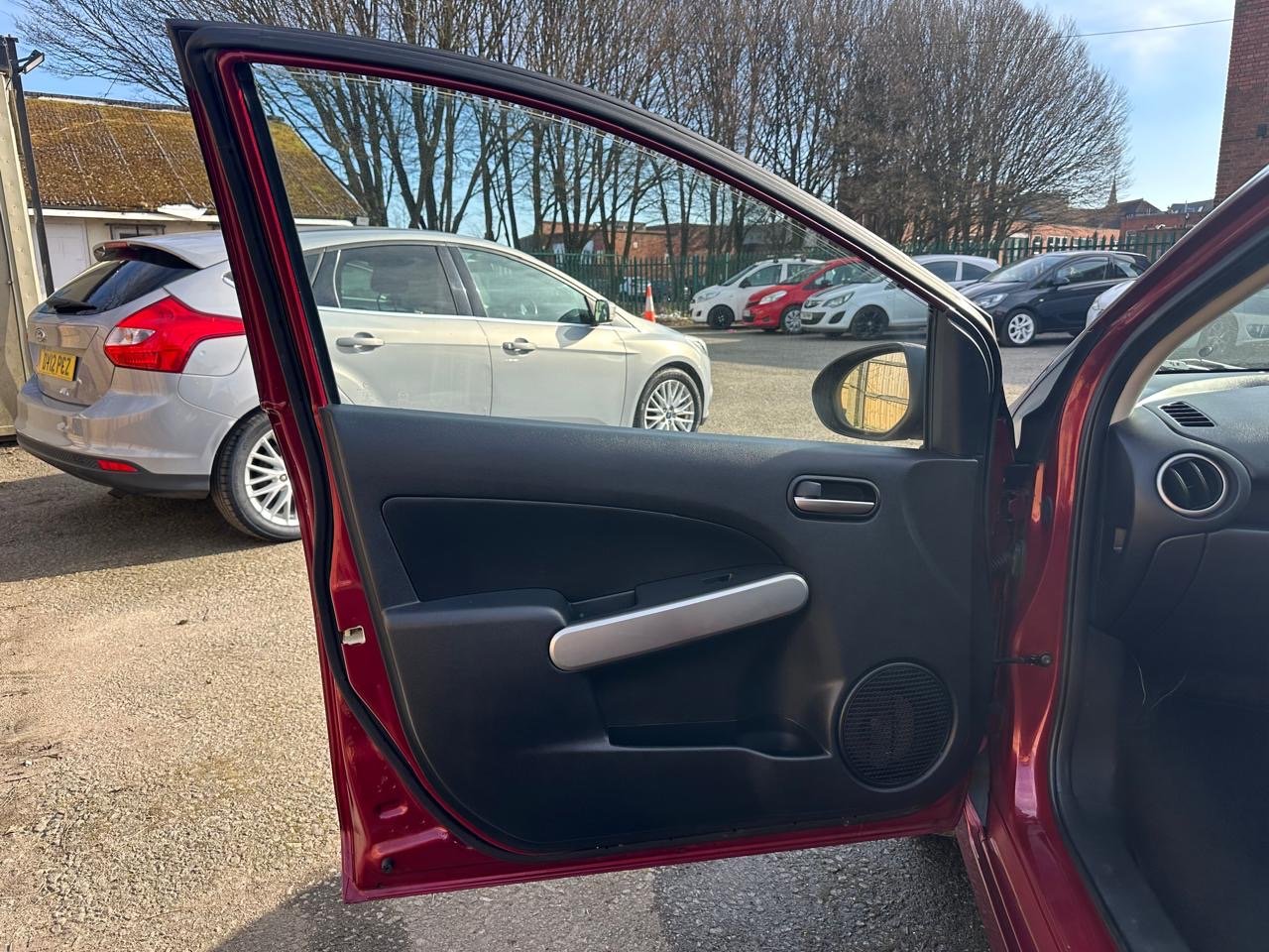 Mazda Mazda2 1.3L Petrol 2011 image 38