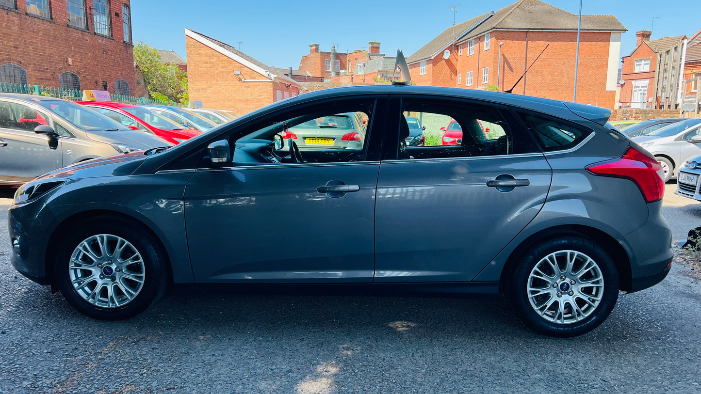 Ford Focus 1.6L Titanium 2012