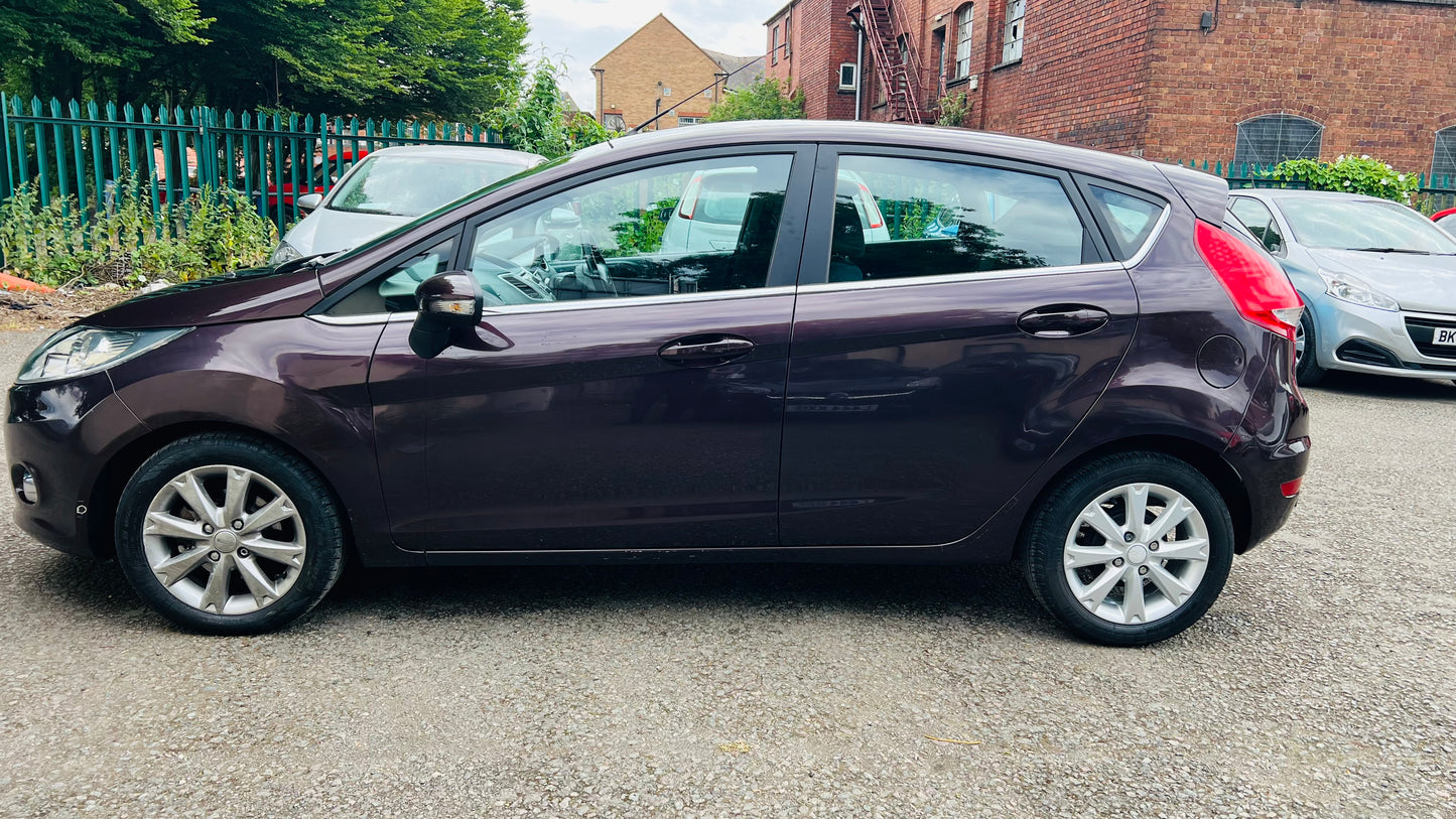 Ford Fiesta 1.4L Automatic 2011 5dr