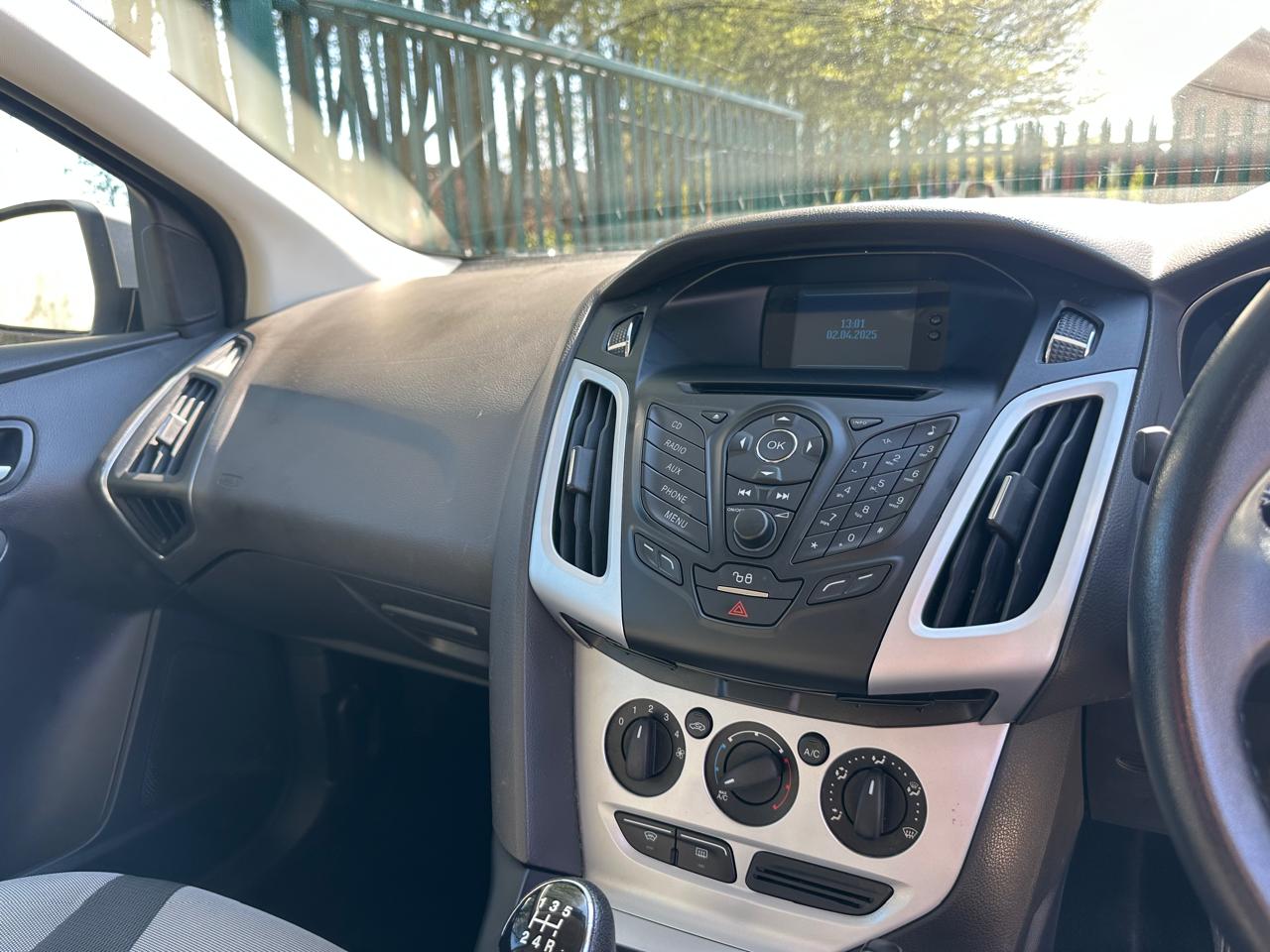 Ford Focus 1.6 Zetec Euro 5 5dr