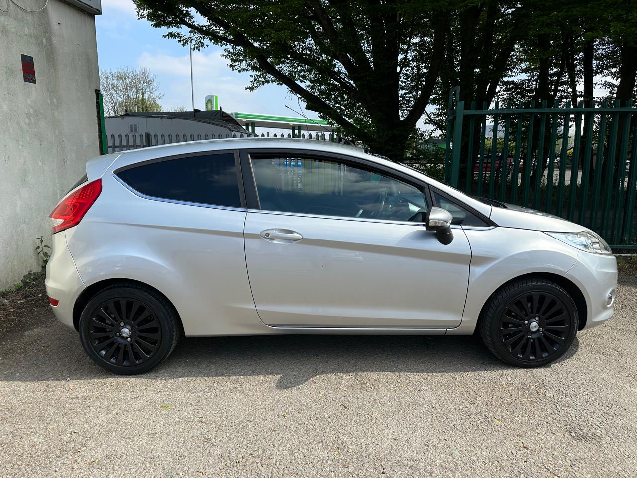 Ford Fiesta 1.4 Automatic 2009
