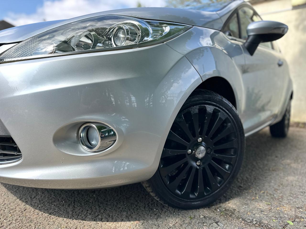 Ford Fiesta 1.4 Automatic 2009