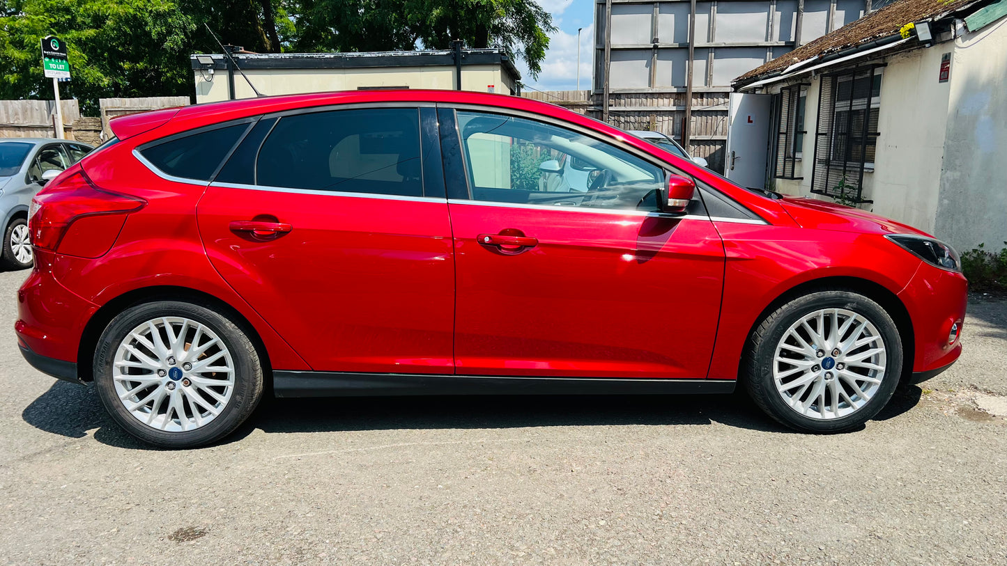 Ford Focus 1.6L Petrol ZETEC 5dr