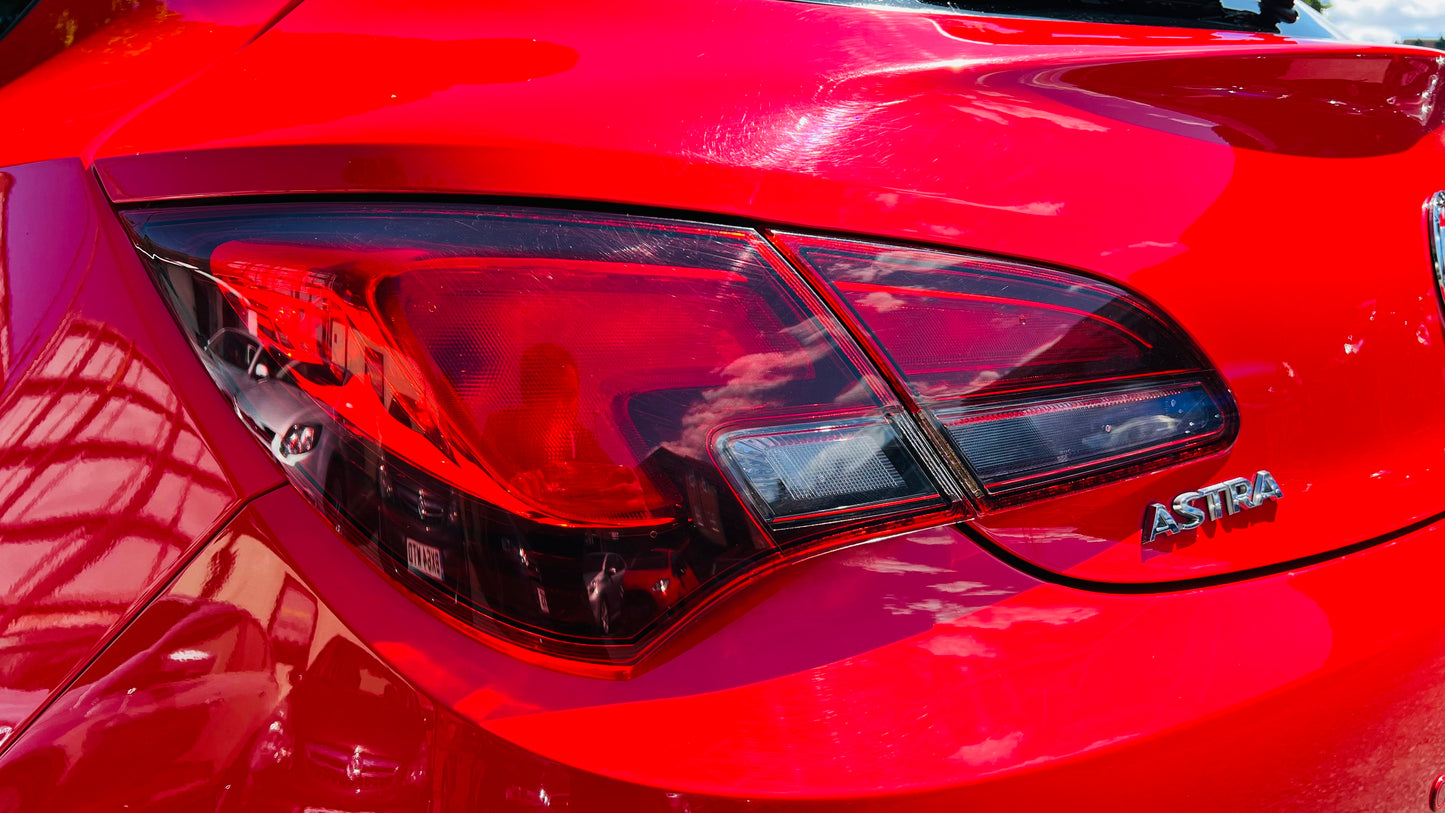 Vauxhall Astra GTC 1.4L 2013 3dr