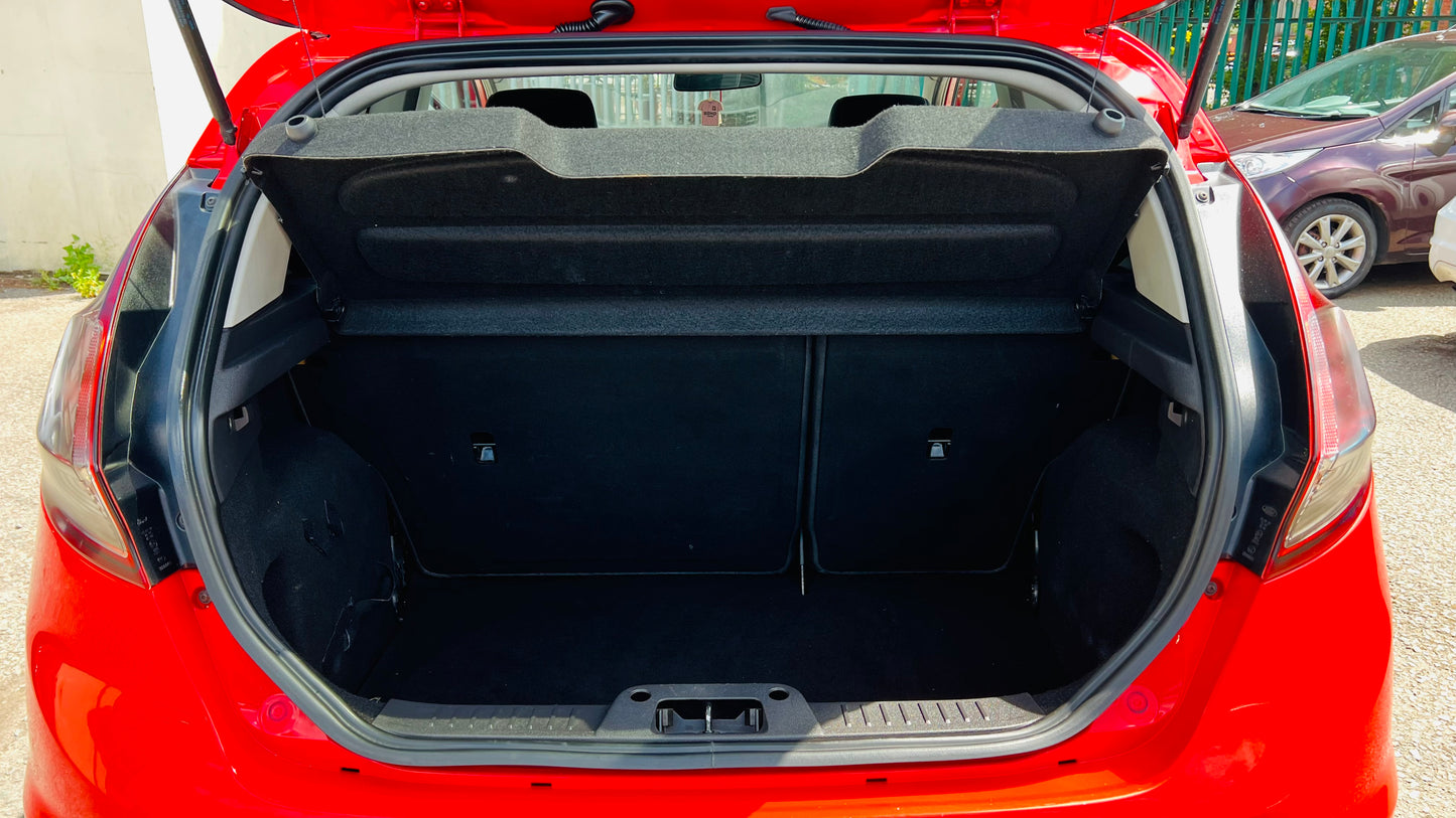 Ford Fiesta Zetec 1.25L 2013 3dr