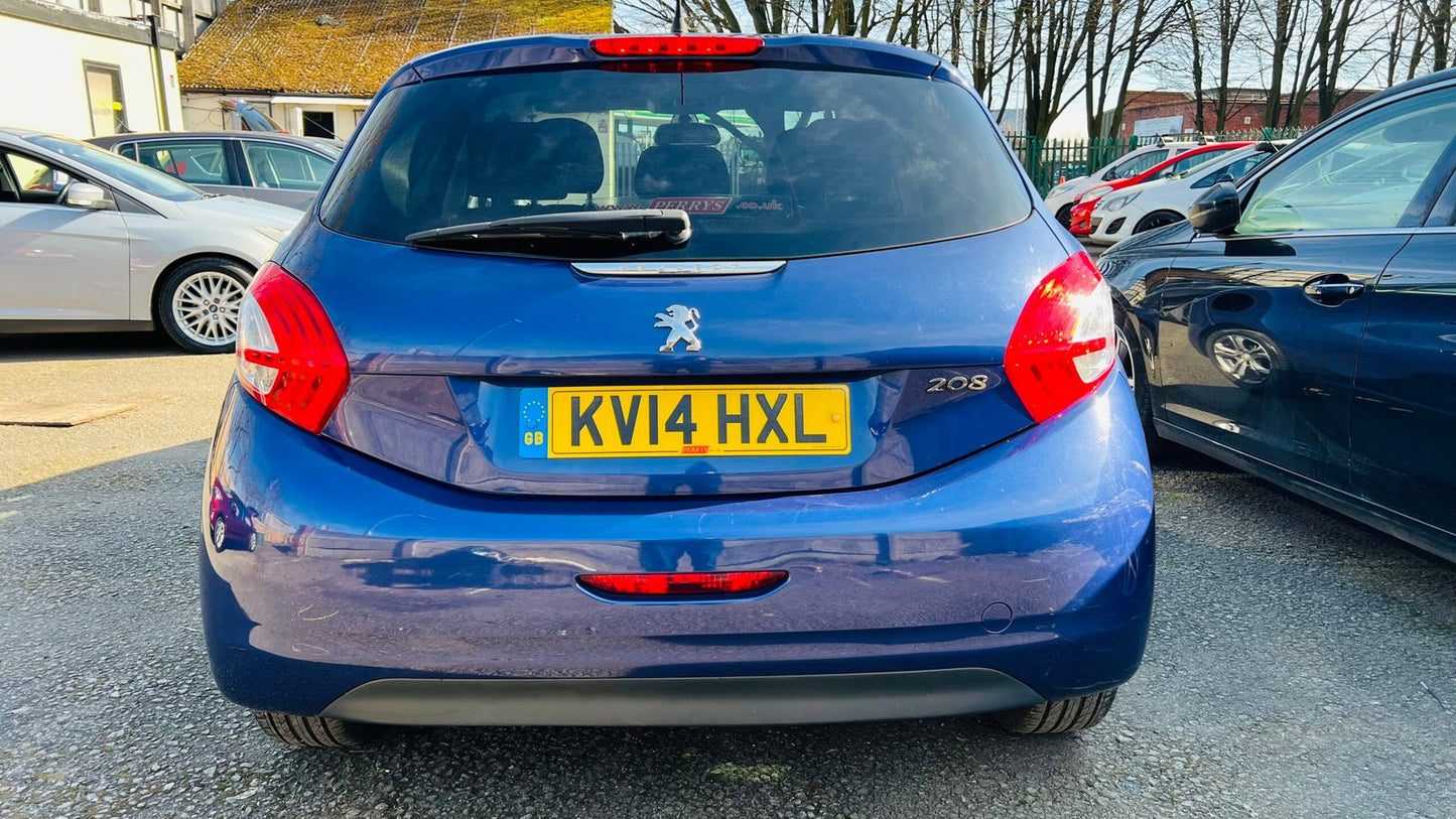 Peugeot 208 1.2L Allure 2014 5dr image 6