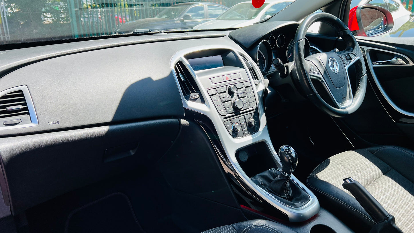 Vauxhall Astra GTC 1.4L 2013 3dr
