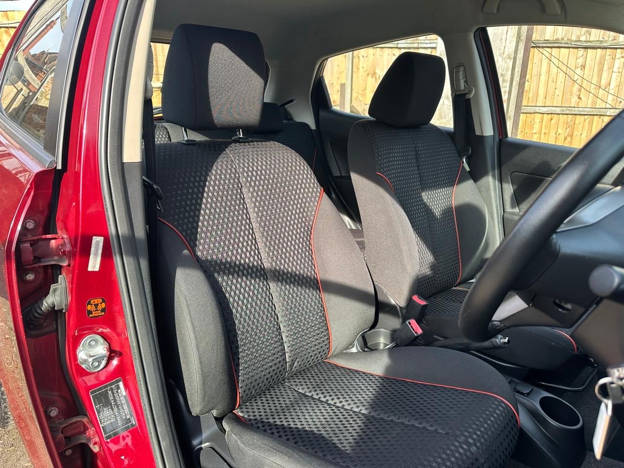 Mazda Mazda2 1.3L Petrol 2011 image 28