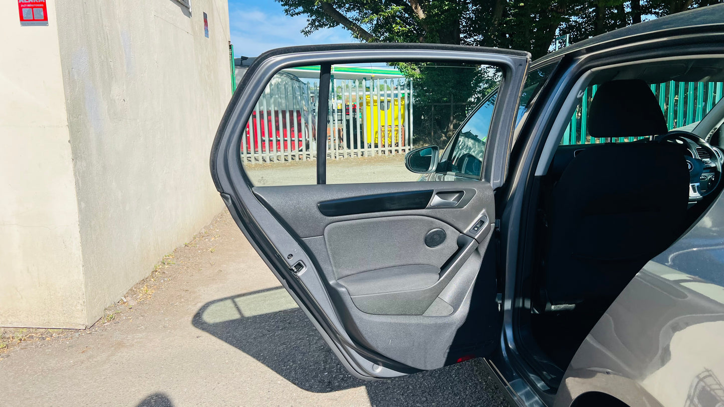 Volkswagen Golf 1.6L TDI 2012 5dr Euro 5