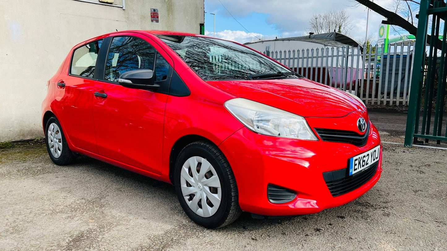 Toyota Yaris 1.0L Petrol 5dr 2012 image 1