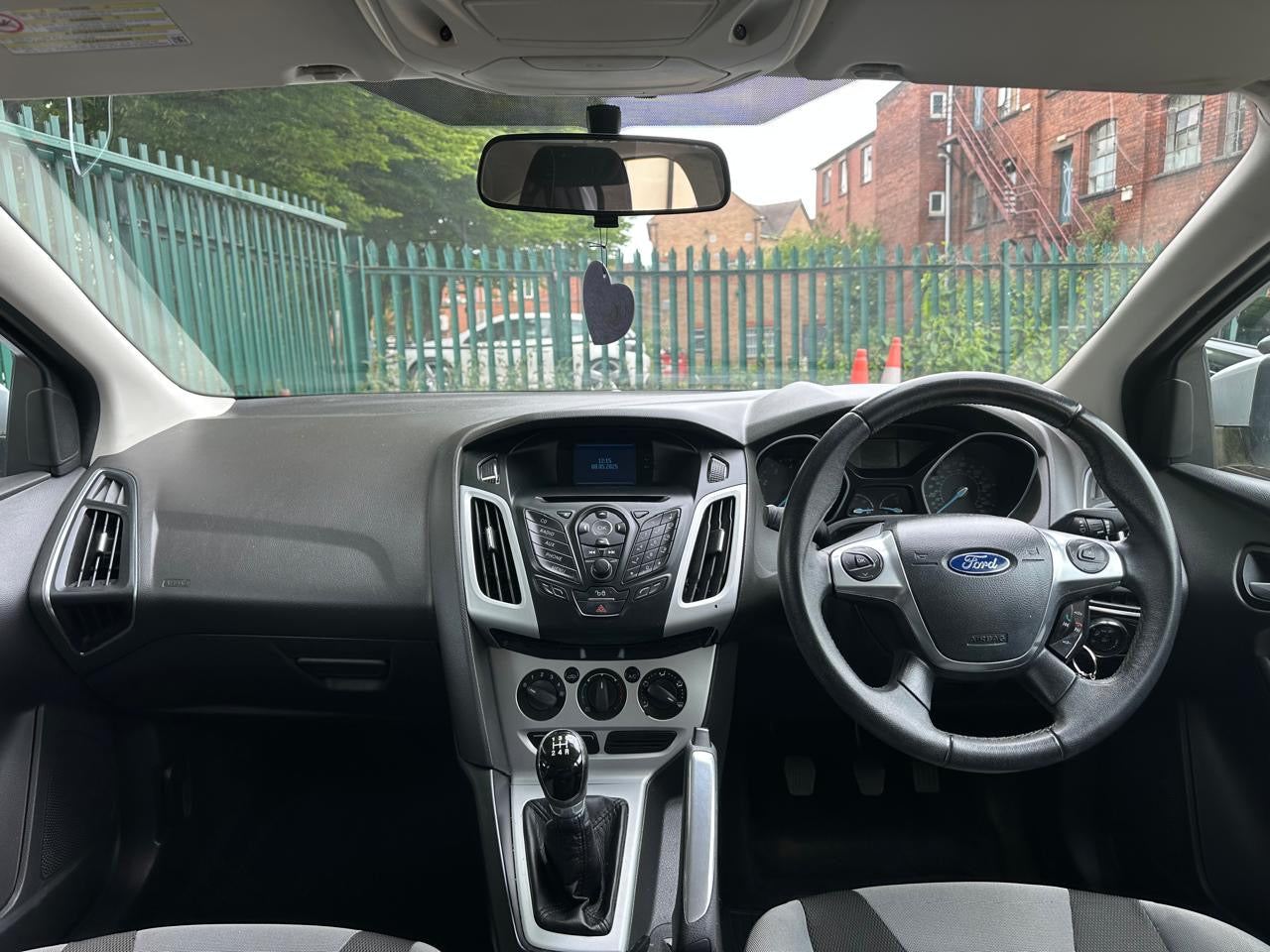Ford Focus 1.6L Zetec 2011
