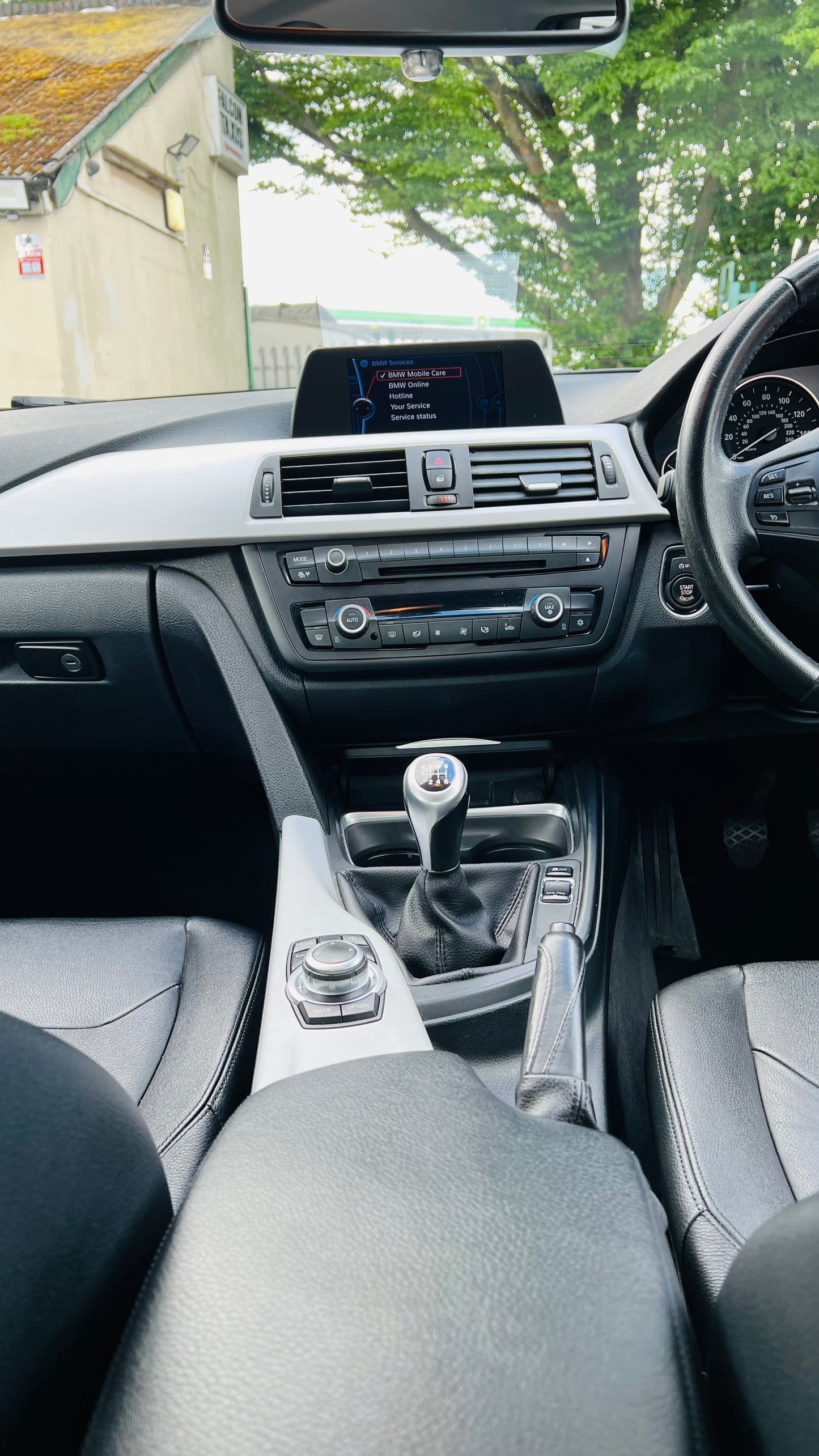 BMW 3 Series 2.0 320i SE Petrol