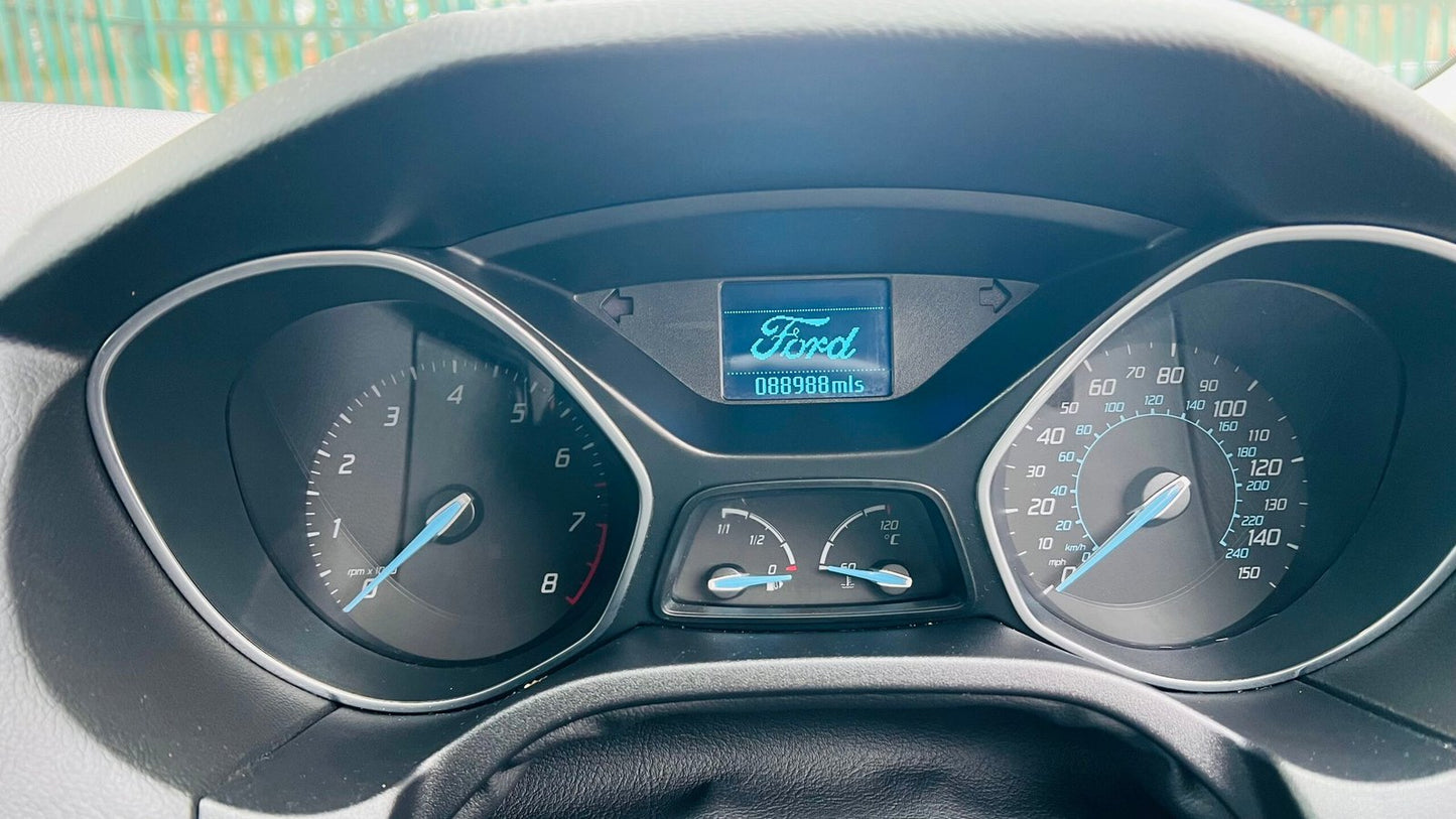 Ford Focus 1.6L Petrol 2011 image 20