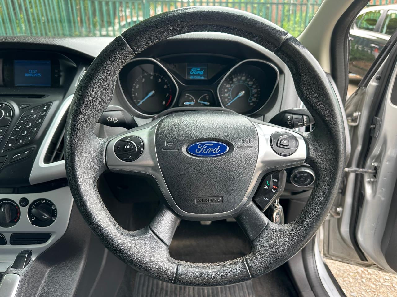 Ford Focus 1.6L Zetec 2011