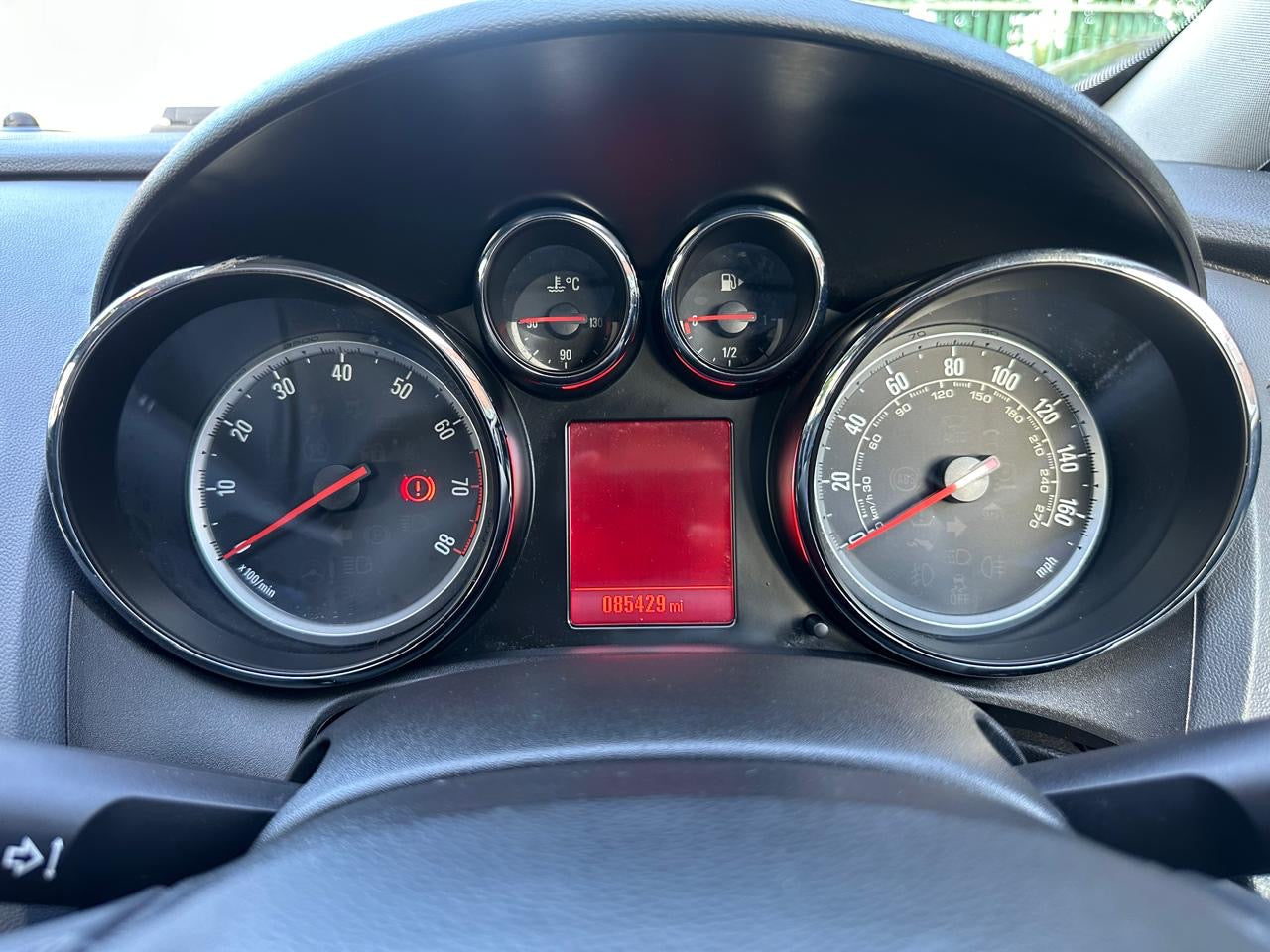 Vauxhall Astra GTC 1.6L 2013 3dr