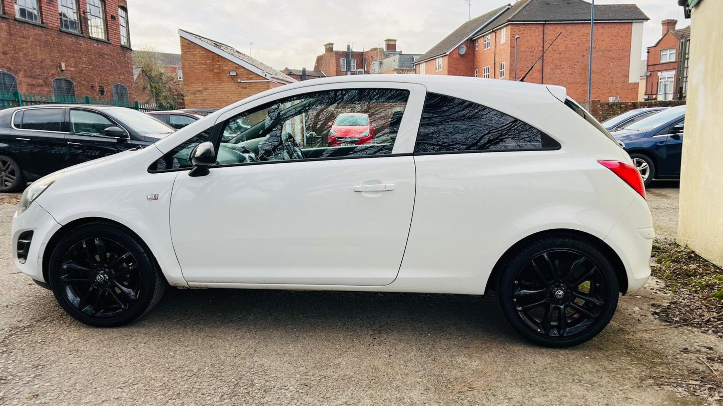 Vauxhall Corsa 1.2 16V Sting Euro 5 3dr image 6