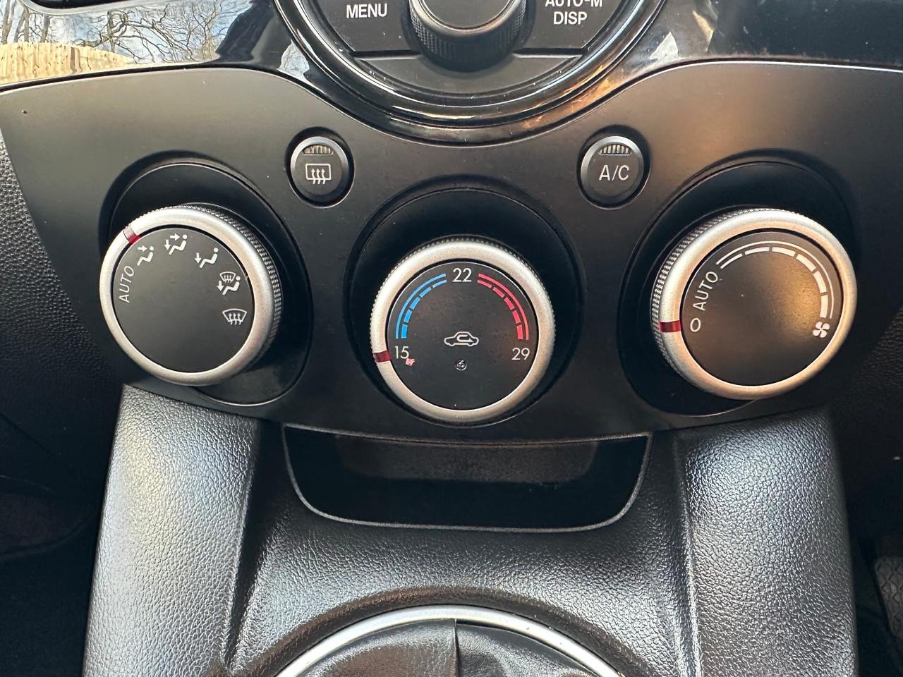 Mazda Mazda2 1.3L Petrol 2011 image 14