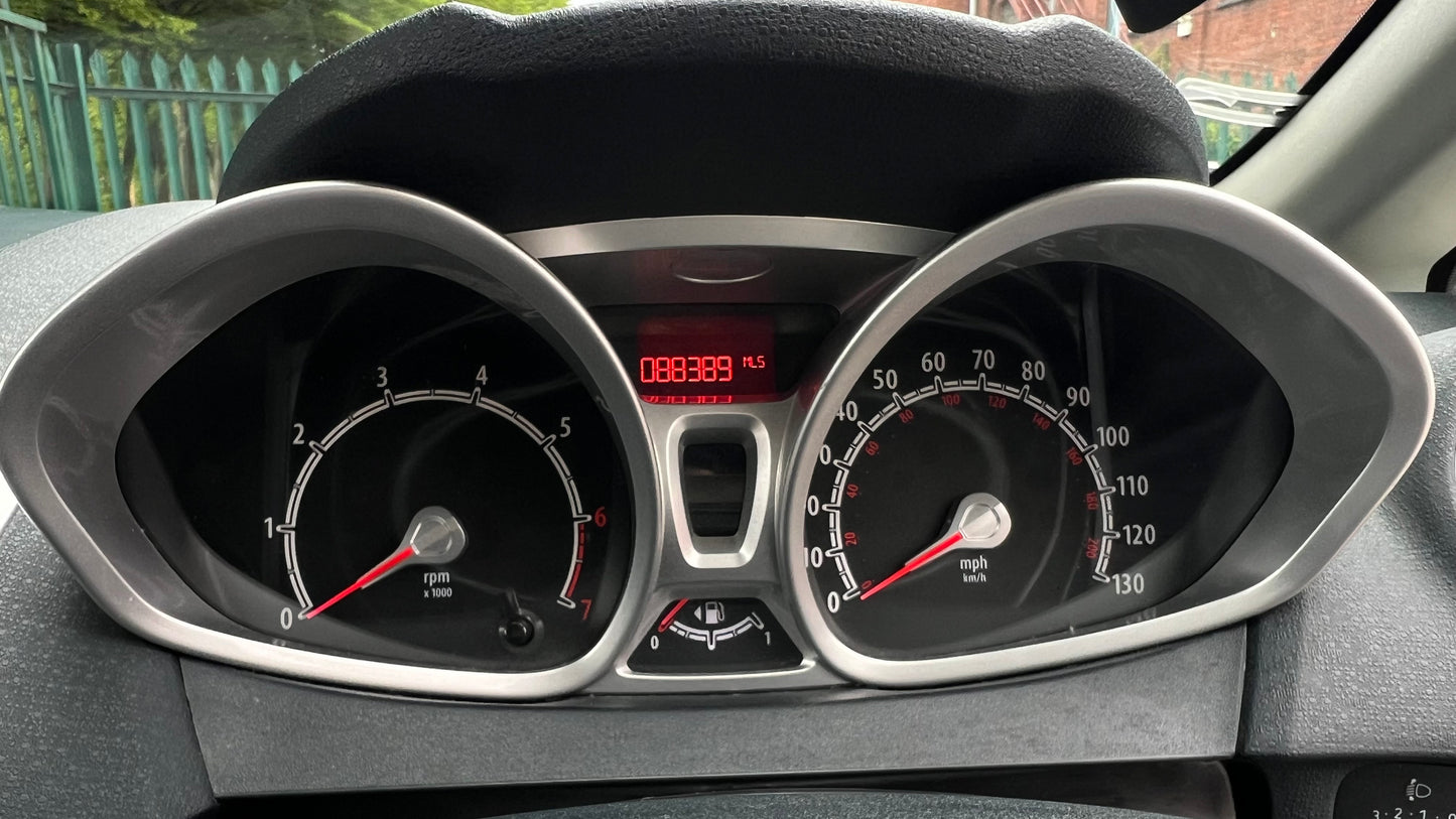 Ford Fiesta 1.4 2011 Automatic 5dr