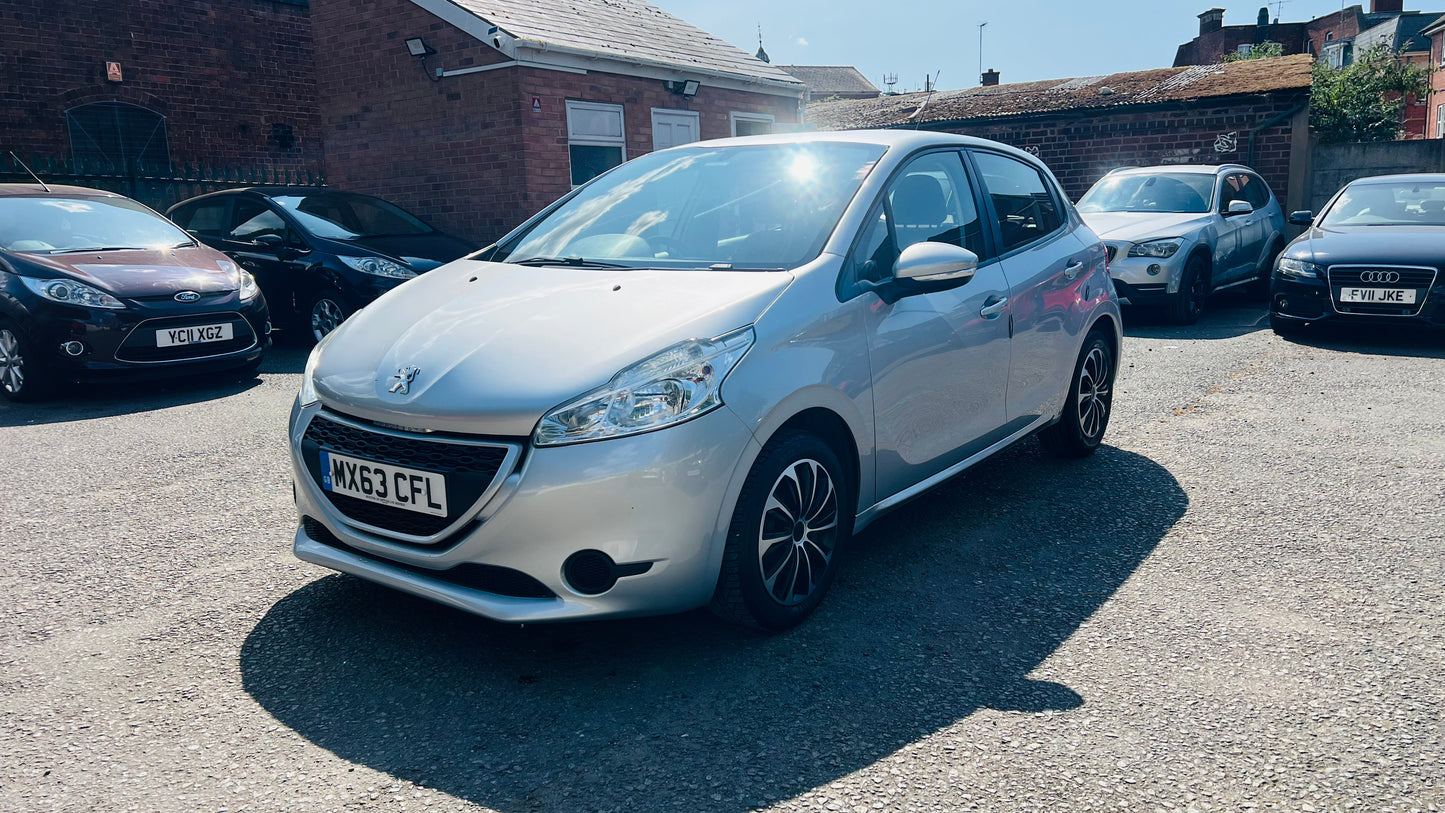 Peugeot 208 1.0 VTi Access+ Euro 5 5dr