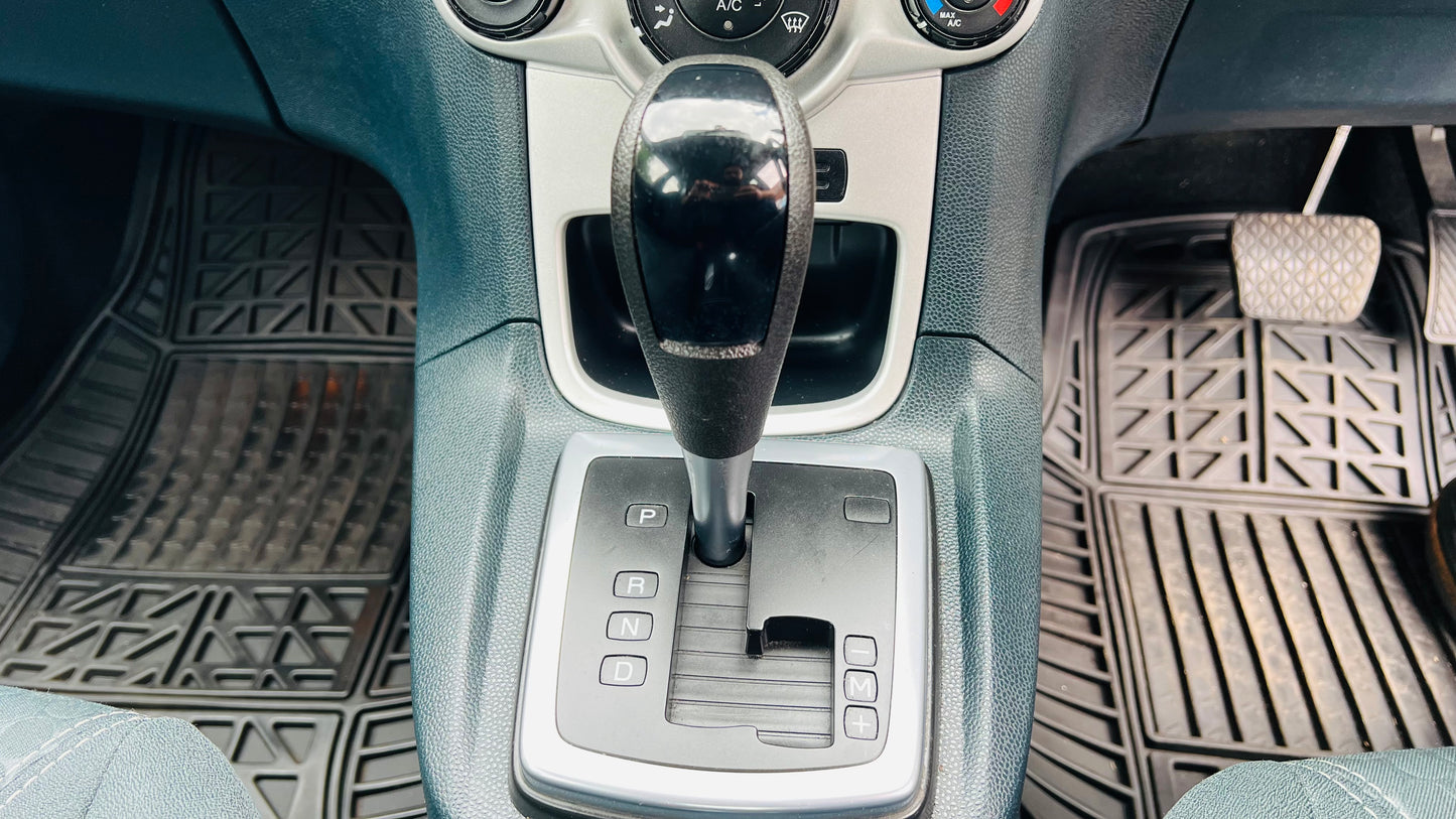 Ford Fiesta 1.4L Automatic 2011 5dr