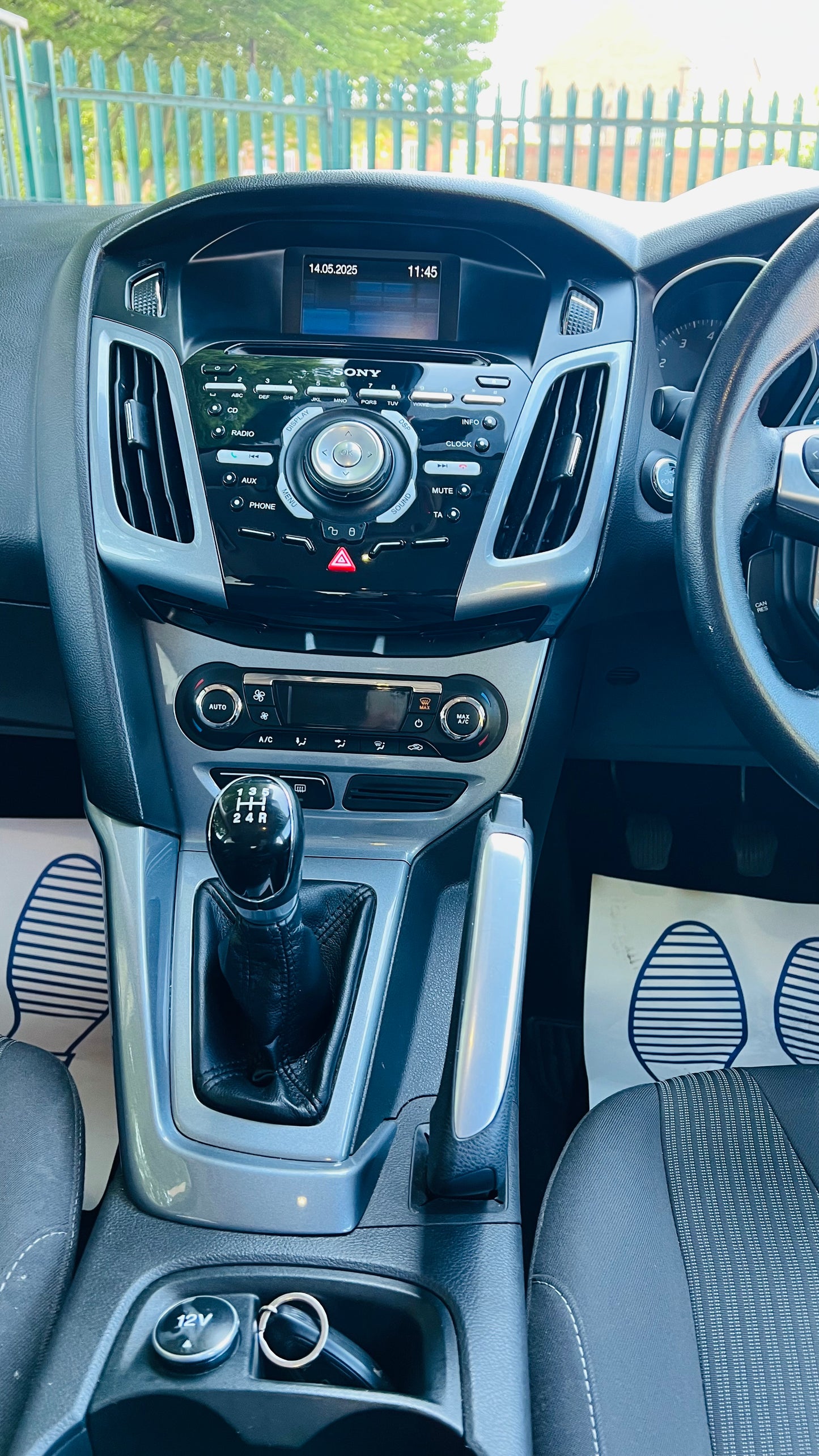 Ford Focus 1.6L Titanium 2012