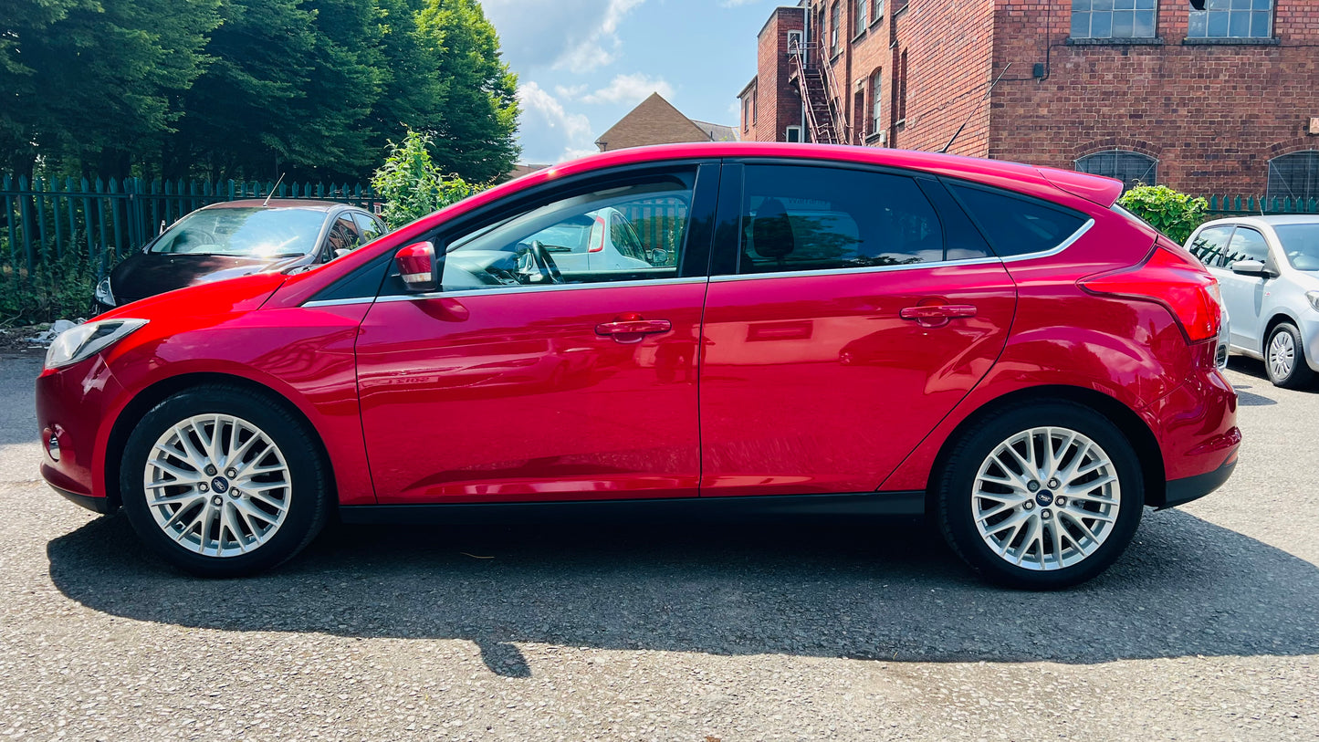 Ford Focus 1.6L Petrol ZETEC 5dr