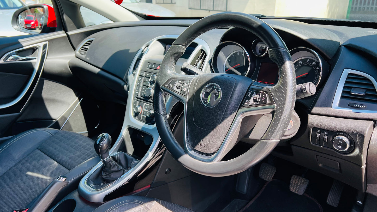 Vauxhall Astra GTC 1.4L 2013 3dr