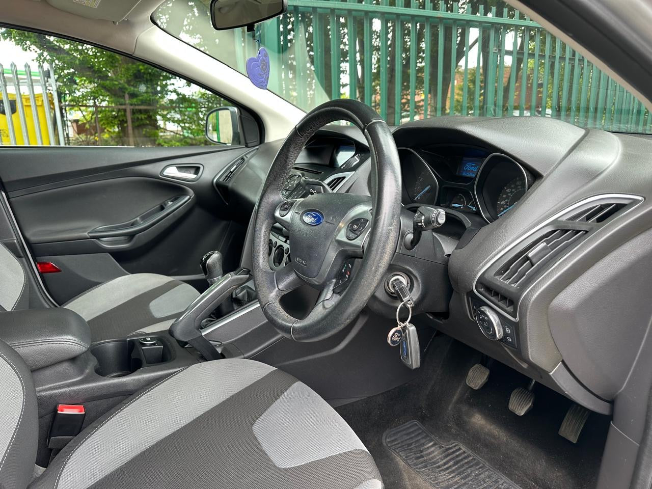 Ford Focus 1.6L Zetec 2011