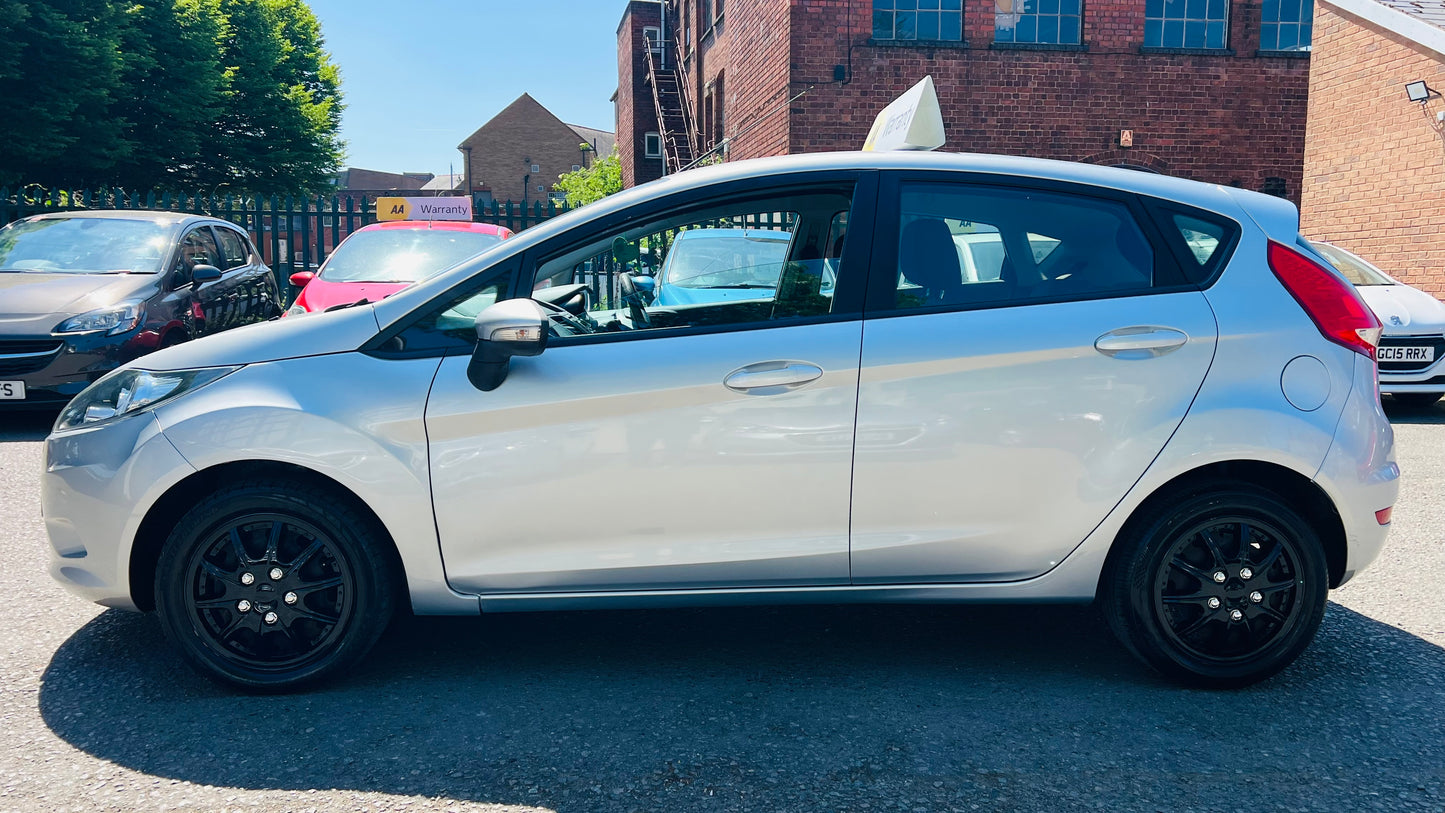 Ford Fiesta 1.4L Automatic 2009 5dr